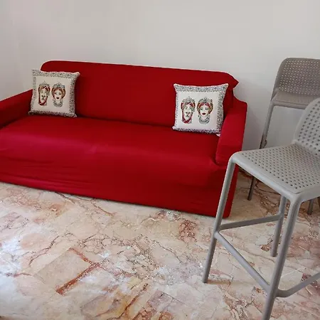 Paiper Nyaraló Palermo